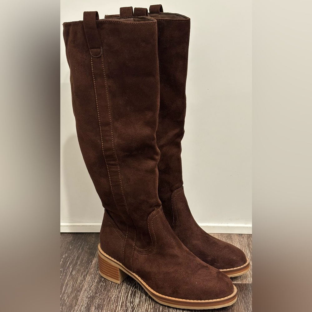 NWOT Seychelles Baylee Knee High Boots Size 5.5 Chocolate Brown Faux Suede - Picture 2 of 13